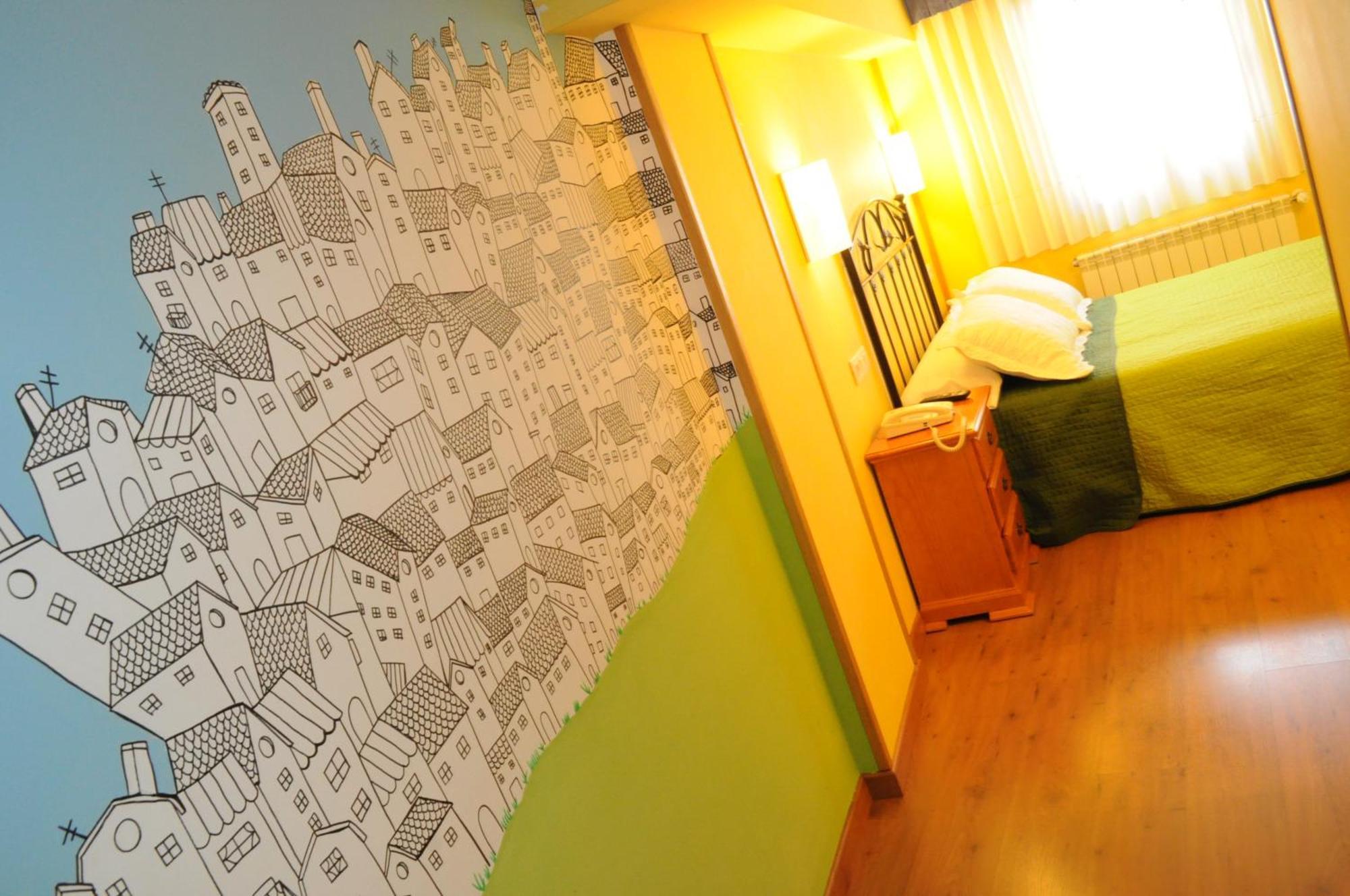 Hotel Brios Луго Екстериор снимка