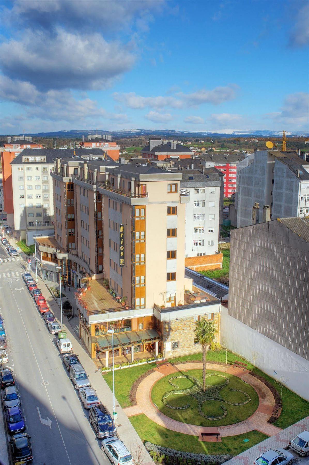 Hotel Brios Луго Екстериор снимка