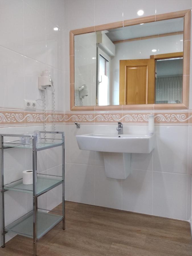 Hotel Brios Луго Екстериор снимка